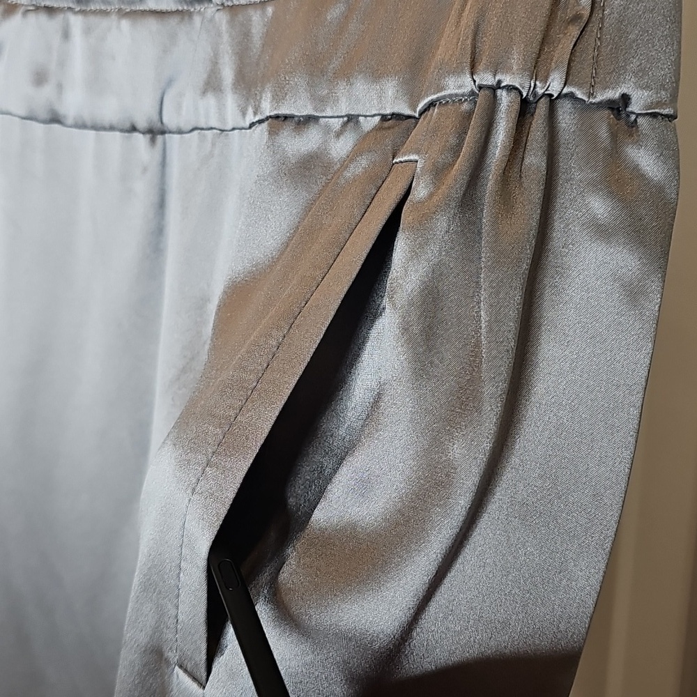 J. Crew Silver 100% Silk Pull-On Elastic Waistband Pencil Skirt - Size 2 - Picture 3 of 5